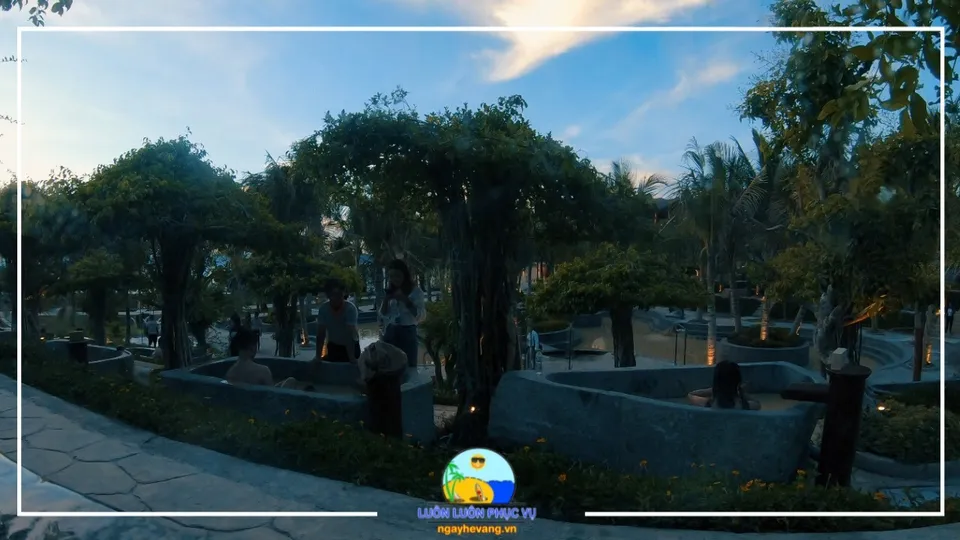 Tắm Bùn Hòn Tằm Nha Trang