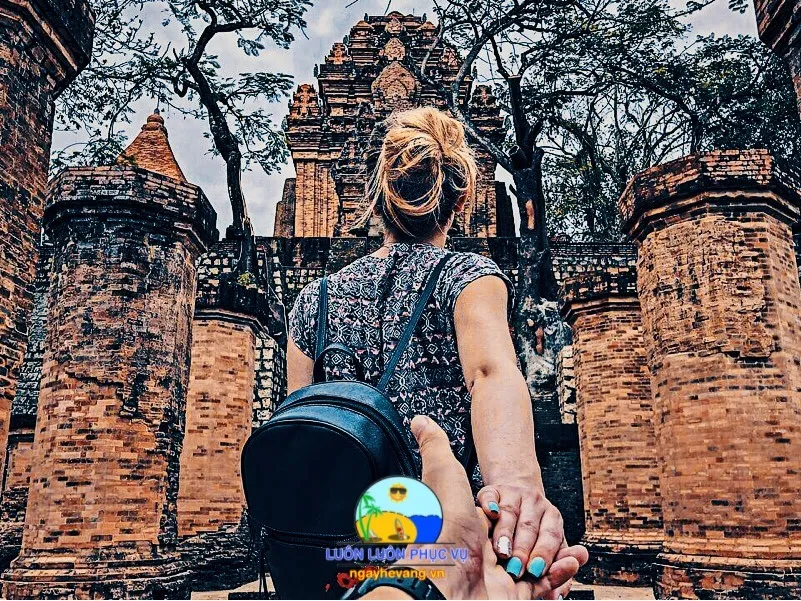Tháp Bà Ponagar Nha Trang