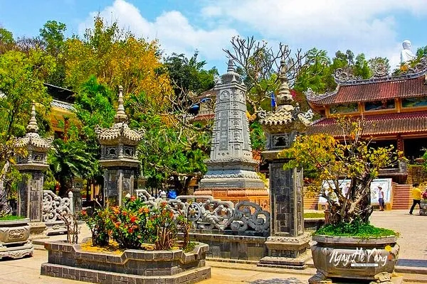 Chùa Long Sơn Nha Trang