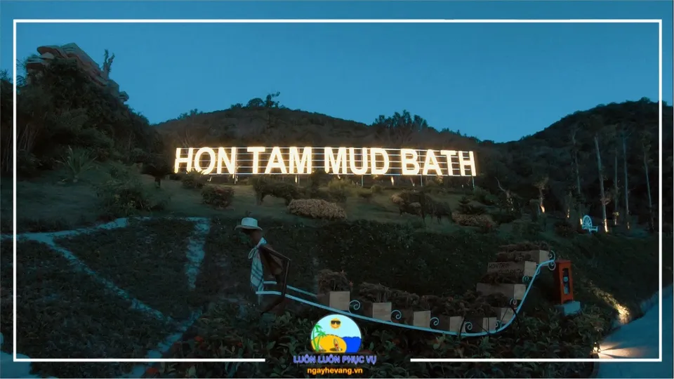 Tắm Bùn Hòn Tằm Nha Trang