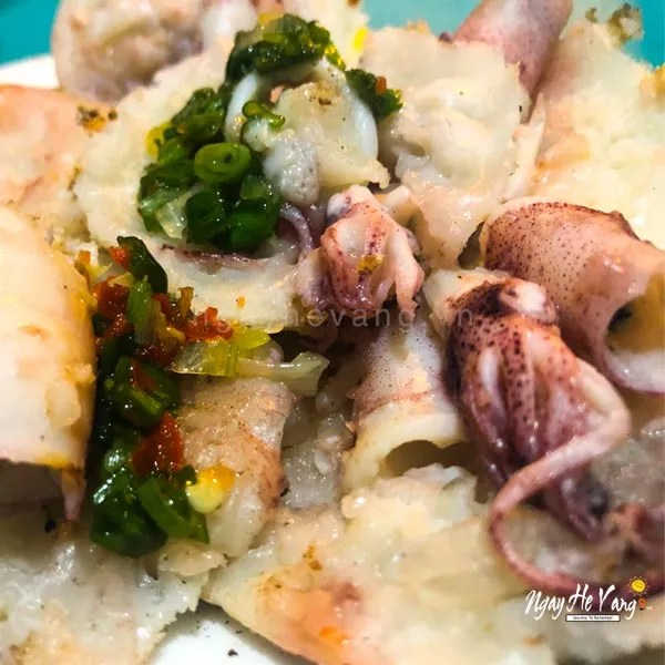 Quán bánh căn ngon ở Nha Trang